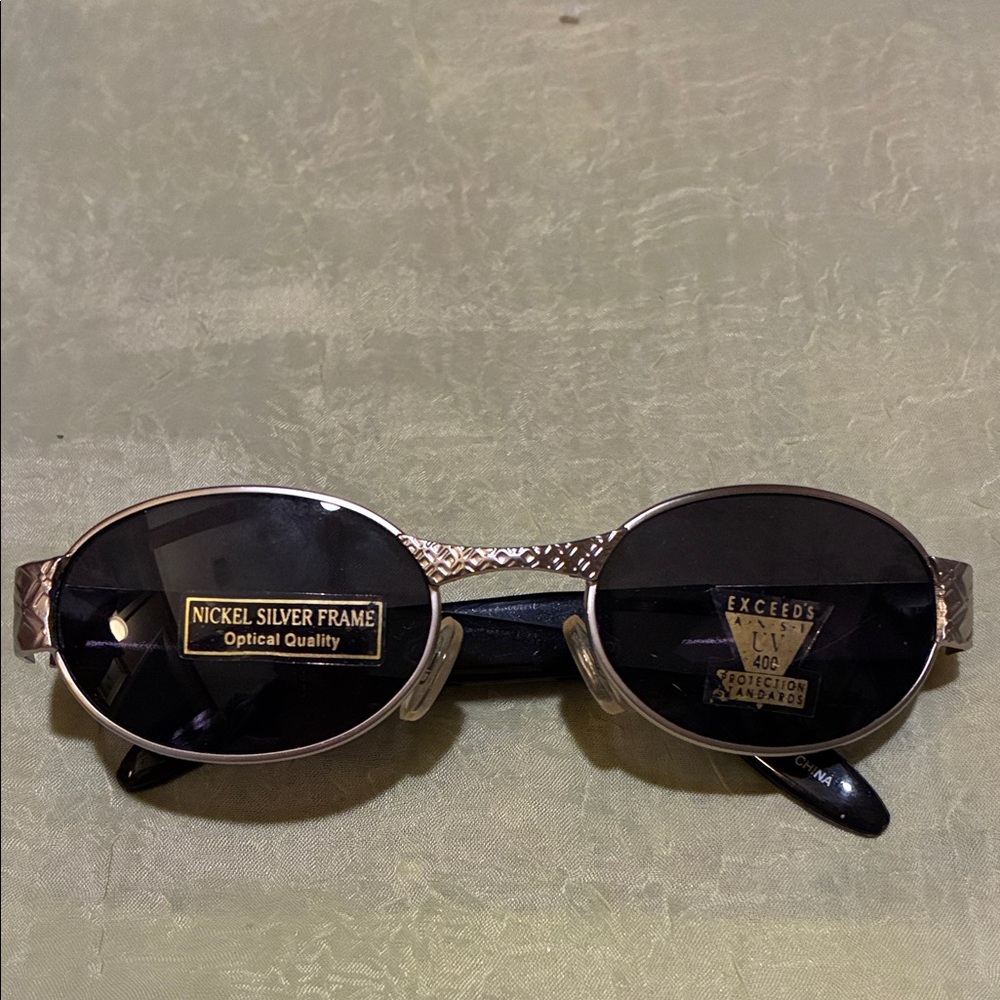 Nickel Silver Frame Women's Sunglasses - Black